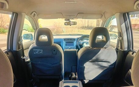 Honda Stream I рестайлинг, 2004 год, 460 000 рублей, 11 фотография