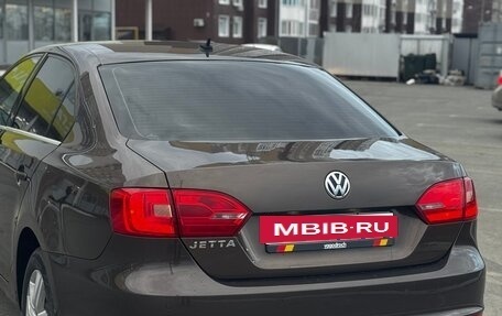Volkswagen Jetta VI, 2012 год, 895 000 рублей, 5 фотография