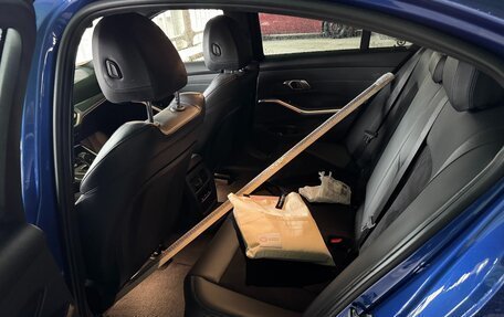 BMW 3 серия, 2019 год, 3 700 000 рублей, 12 фотография