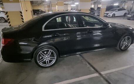 Mercedes-Benz E-Класс, 2019 год, 3 700 000 рублей, 3 фотография