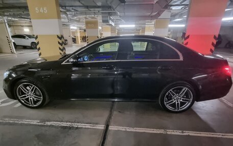 Mercedes-Benz E-Класс, 2019 год, 3 700 000 рублей, 2 фотография