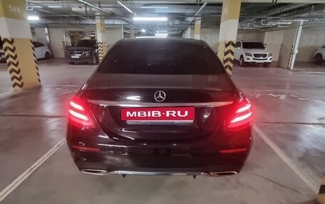 Mercedes-Benz E-Класс, 2019 год, 3 700 000 рублей, 4 фотография