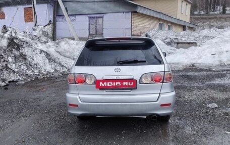 Toyota Caldina, 2001 год, 550 000 рублей, 2 фотография