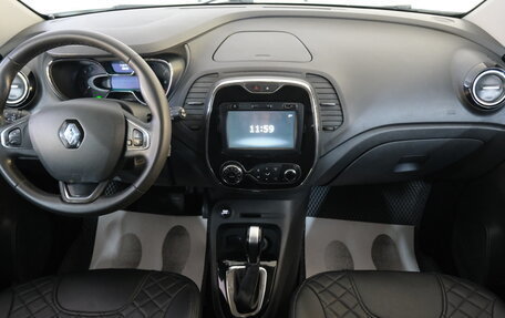 Renault Kaptur I рестайлинг, 2017 год, 1 689 000 рублей, 14 фотография