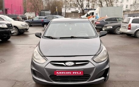 Hyundai Solaris II рестайлинг, 2011 год, 395 000 рублей, 2 фотография