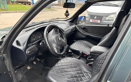 Chevrolet Niva I рестайлинг, 2012 год, 550 000 рублей, 4 фотография