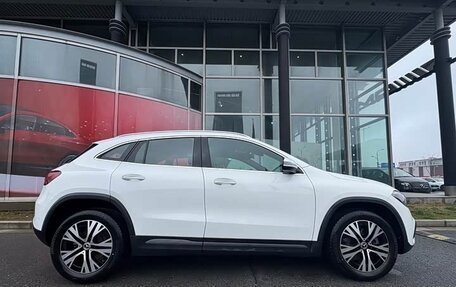 Mercedes-Benz GLA, 2024 год, 4 400 000 рублей, 11 фотография