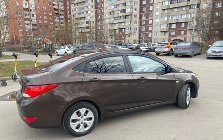 Hyundai Solaris II рестайлинг, 2014 год, 880 000 рублей, 4 фотография