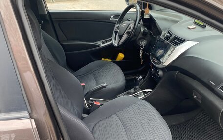 Hyundai Solaris II рестайлинг, 2014 год, 880 000 рублей, 26 фотография