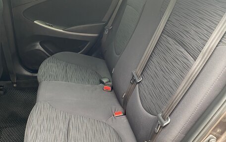 Hyundai Solaris II рестайлинг, 2014 год, 880 000 рублей, 23 фотография