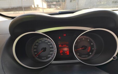 Mitsubishi Outlander III рестайлинг 3, 2007 год, 750 000 рублей, 8 фотография