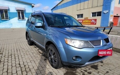 Mitsubishi Outlander III рестайлинг 3, 2007 год, 750 000 рублей, 2 фотография