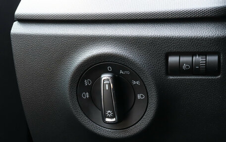 Skoda Rapid II, 2021 год, 2 140 000 рублей, 15 фотография