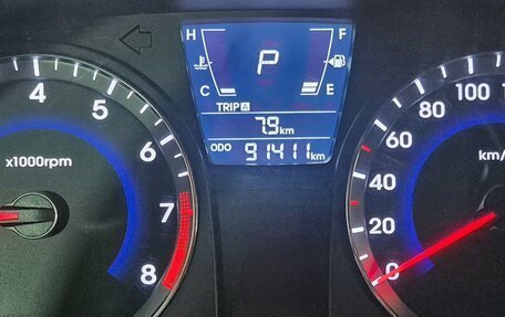 Hyundai Solaris II рестайлинг, 2013 год, 970 000 рублей, 9 фотография