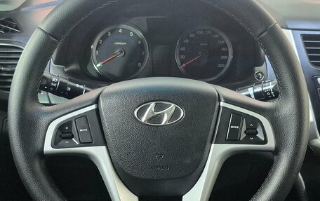 Hyundai Solaris II рестайлинг, 2013 год, 970 000 рублей, 11 фотография