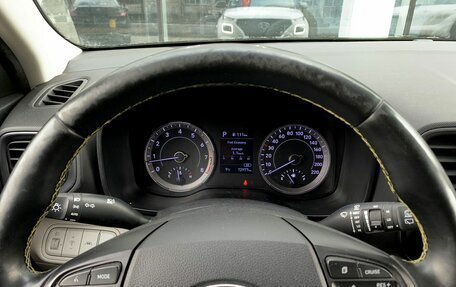 Hyundai Venue I, 2020 год, 1 800 000 рублей, 14 фотография