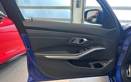 BMW 3 серия, 2020 год, 3 940 000 рублей, 10 фотография