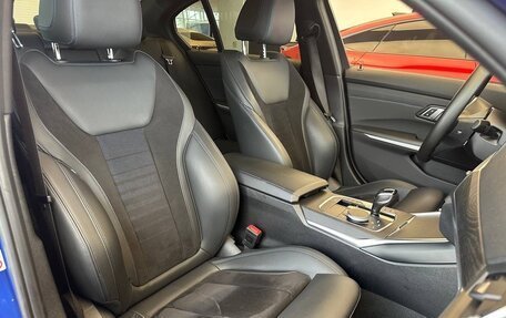 BMW 3 серия, 2020 год, 3 940 000 рублей, 15 фотография