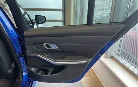 BMW 3 серия, 2020 год, 3 940 000 рублей, 18 фотография