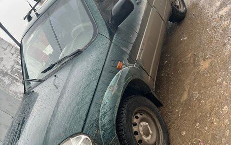 Chevrolet Niva I рестайлинг, 2004 год, 160 000 рублей, 2 фотография