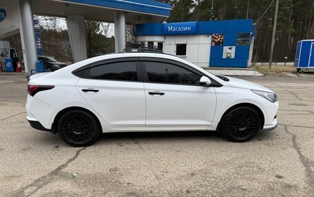 Hyundai Solaris II рестайлинг, 2021 год, 1 740 000 рублей, 6 фотография