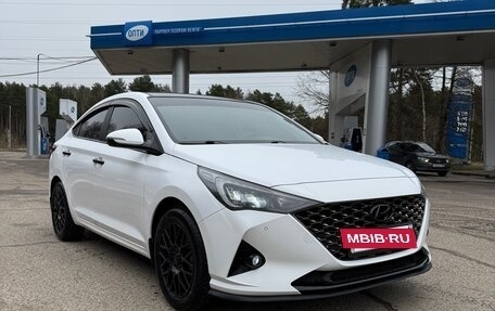 Hyundai Solaris II рестайлинг, 2021 год, 1 740 000 рублей, 7 фотография