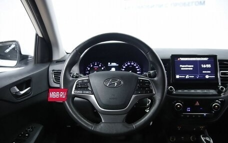 Hyundai Solaris II рестайлинг, 2021 год, 1 750 000 рублей, 13 фотография