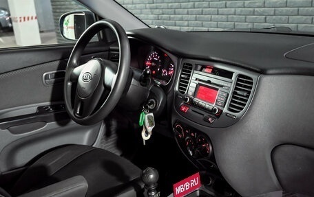 KIA Rio II, 2011 год, 650 000 рублей, 17 фотография