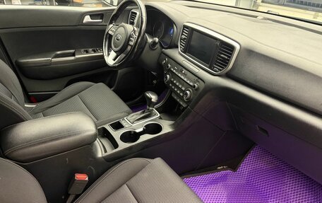 KIA Sportage IV рестайлинг, 2020 год, 2 439 900 рублей, 9 фотография