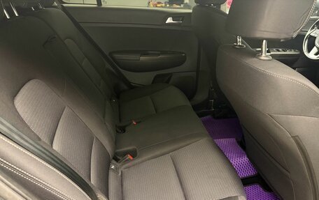 KIA Sportage IV рестайлинг, 2020 год, 2 439 900 рублей, 10 фотография