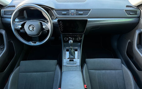 Skoda Superb III рестайлинг, 2023 год, 3 110 000 рублей, 9 фотография