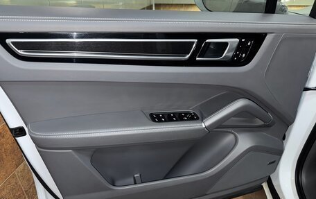 Porsche Cayenne III, 2020 год, 7 580 000 рублей, 16 фотография