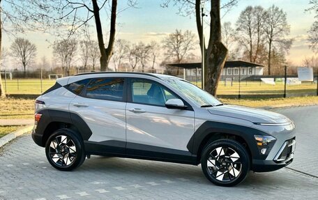 Hyundai Kona, 2023 год, 1 920 000 рублей, 2 фотография