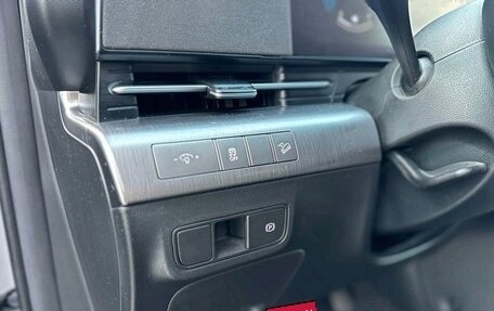 Hyundai Kona, 2023 год, 1 920 000 рублей, 11 фотография