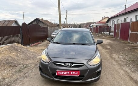 Hyundai Solaris II рестайлинг, 2012 год, 750 000 рублей, 1 фотография
