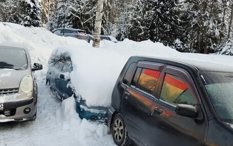 Nissan Cube II, 1998 год, 120 000 рублей, 2 фотография