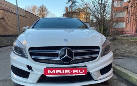 Mercedes-Benz A-Класс, 2015 год, 1 490 000 рублей, 5 фотография