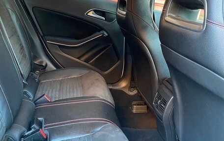 Mercedes-Benz A-Класс, 2015 год, 1 490 000 рублей, 12 фотография