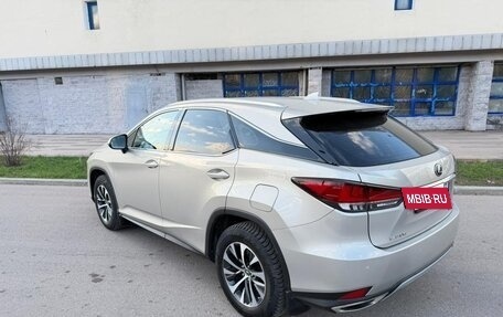 Lexus RX IV рестайлинг, 2021 год, 4 530 000 рублей, 6 фотография