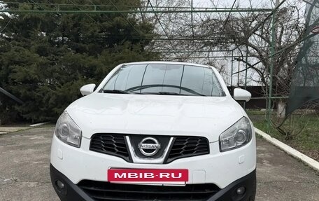 Nissan Qashqai, 2011 год, 1 050 000 рублей, 2 фотография