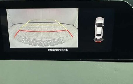 Mazda 3, 2022 год, 2 100 000 рублей, 12 фотография