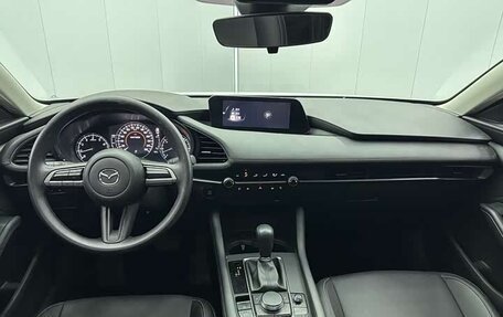 Mazda 3, 2022 год, 2 100 000 рублей, 7 фотография