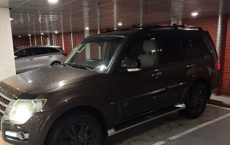 Mitsubishi Pajero IV, 2017 год, 2 999 999 рублей, 4 фотография