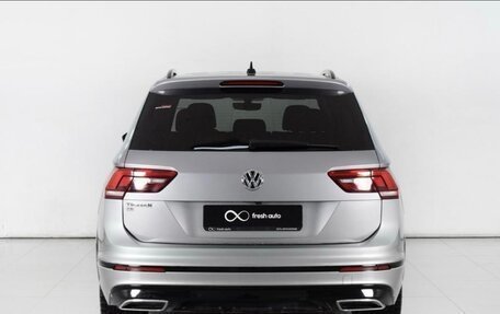 Volkswagen Tiguan II, 2021 год, 2 900 000 рублей, 4 фотография