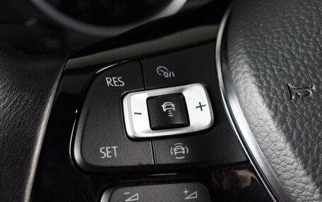 Volkswagen Tiguan II, 2021 год, 2 900 000 рублей, 14 фотография