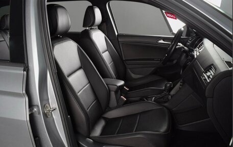 Volkswagen Tiguan II, 2021 год, 2 900 000 рублей, 7 фотография