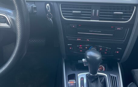 Audi A4, 2011 год, 935 000 рублей, 10 фотография