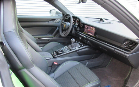 Porsche 911, 2023 год, 18 600 000 рублей, 9 фотография