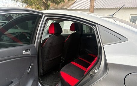 Hyundai Solaris II рестайлинг, 2012 год, 750 000 рублей, 5 фотография