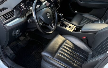 Skoda Superb III рестайлинг, 2018 год, 1 949 000 рублей, 10 фотография